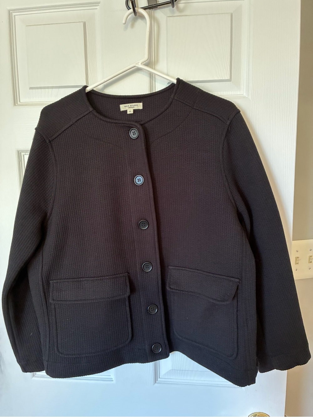 1X Waffle Knit Ribbed Black Jacket w pockets Max Studio Round-Neck Button Front